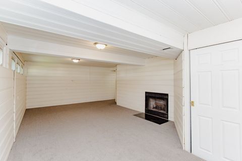 Tiny photo for 3819 W Greenleaf Avenue, Lincolnwood, IL 60712 (MLS # 12467157)