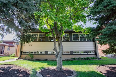 3819 W Greenleaf Avenue Lincolnwood IL 60712