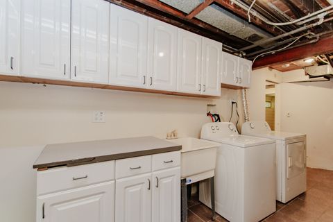 Tiny photo for 3819 W Greenleaf Avenue, Lincolnwood, IL 60712 (MLS # 12467157)