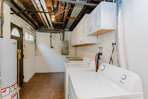 Tiny photo for 3819 W Greenleaf Avenue, Lincolnwood, IL 60712 (MLS # 12467157)