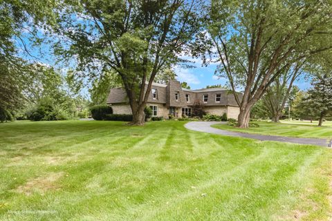 Tiny photo for 842 Winmoor Drive, Sleepy Hollow, IL 60118 (MLS # 12550778)