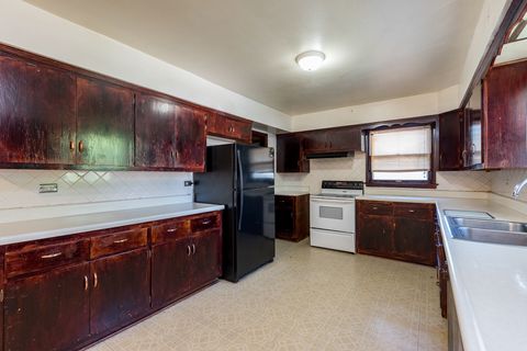 Tiny photo for 614 N County Street, Waukegan, IL 60085 (MLS # 12408331)