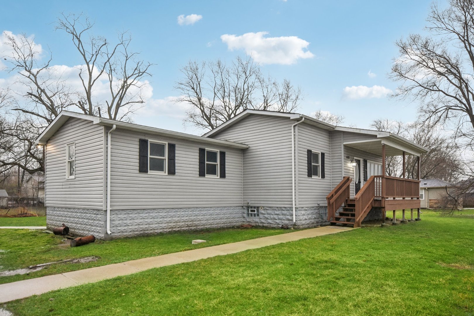 402 Lily Lane