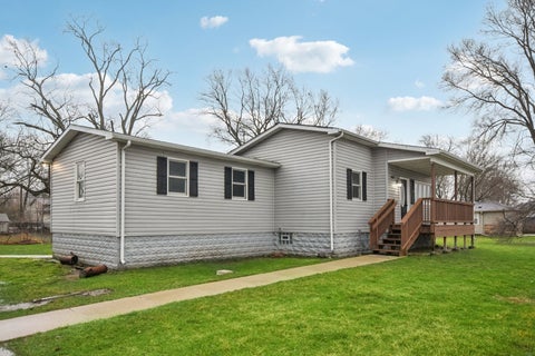 Tiny photo for 402 Lily Lane, Lakemoor, IL 60051 (MLS # 12635751)
