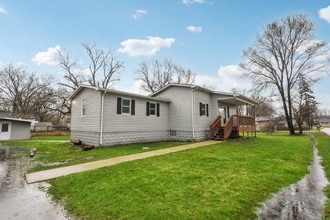 Tiny photo for 402 Lily Lane, Lakemoor, IL 60051 (MLS # 12635751)