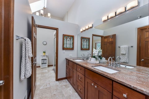 Tiny photo for 26W050 Macarthur Avenue, Wheaton, IL 60188 (MLS # 12729338)