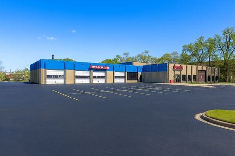 7218 Virginia Road Crystal Lake IL 60014
