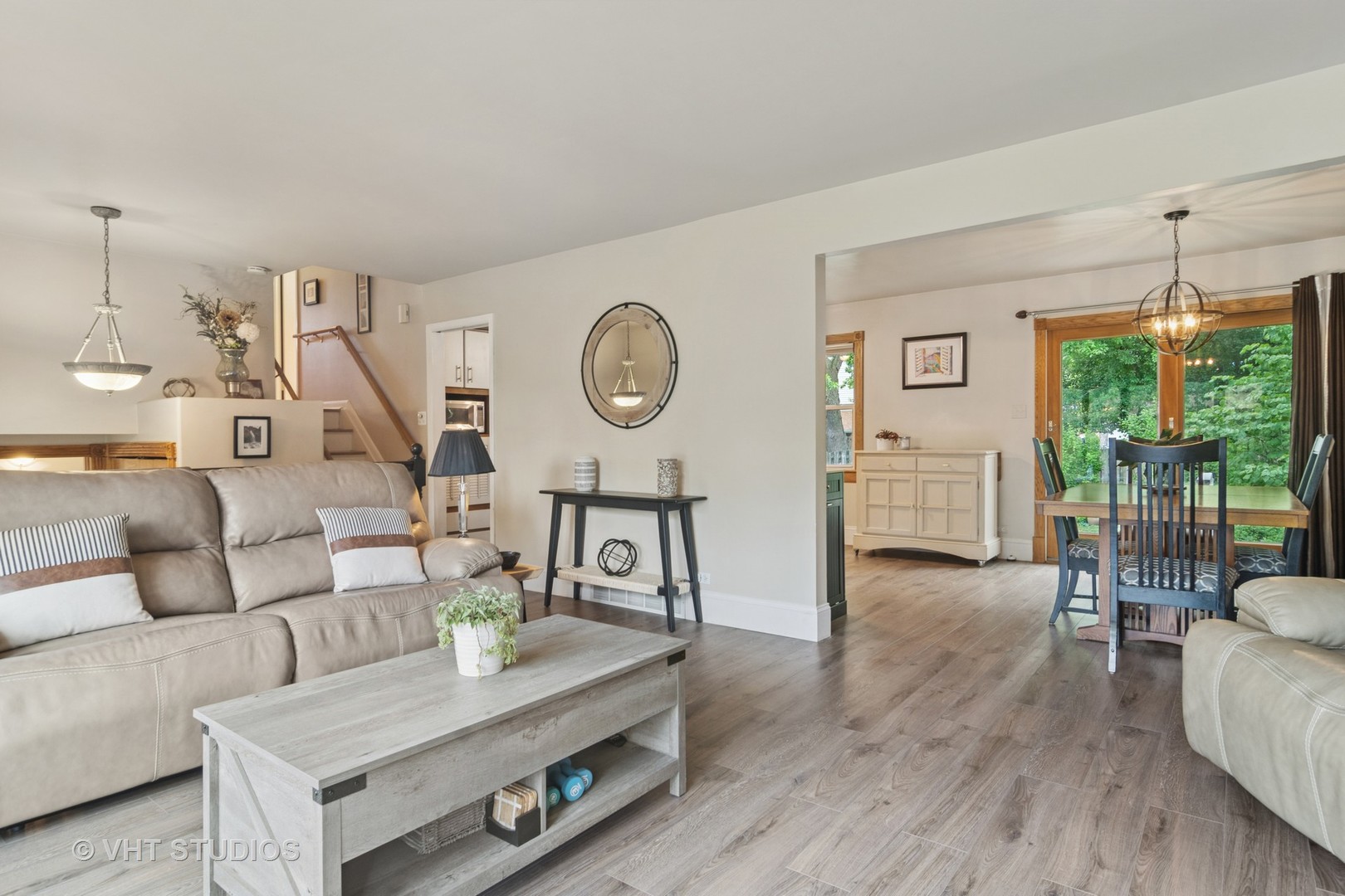 1501 E Dorothy Drive