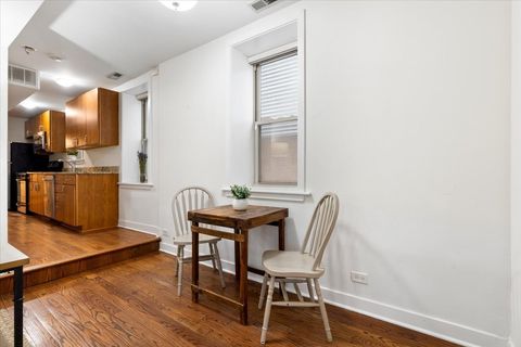 Tiny photo for 1525 W Barry Avenue #1F, Chicago, IL 60657 (MLS # 12597977)