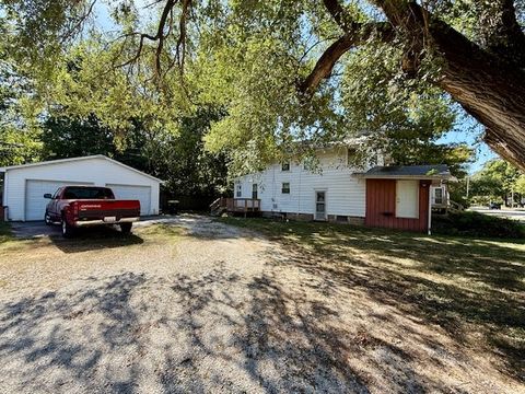 Tiny photo for 401 W Bradley Avenue, Champaign, IL 61820 (MLS # 12488022)