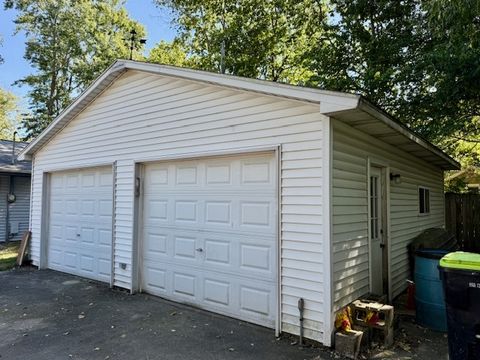 Tiny photo for 401 W Bradley Avenue, Champaign, IL 61820 (MLS # 12488022)