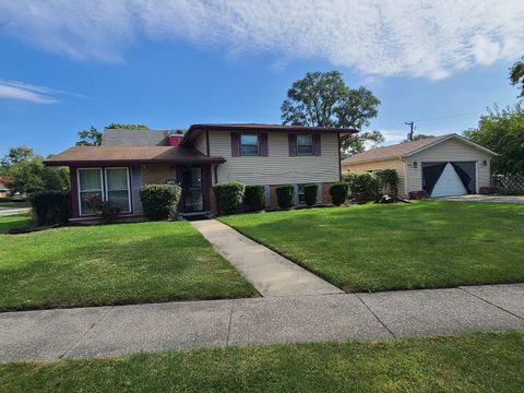 Photo of 16843 Briargate Drive, Country Club Hills, IL 60478 (MLS # 12498997)