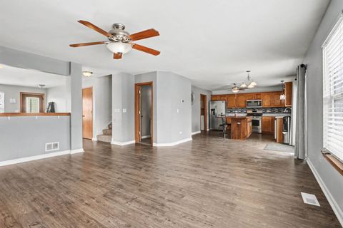 Tiny photo for 25355 Shannon Drive, Manhattan, IL 60442 (MLS # 12594182)
