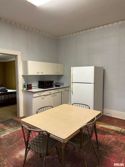 Tiny photo for 105 N HICKORY Street, Duquoin, IL 62832 (MLS # EB460590)