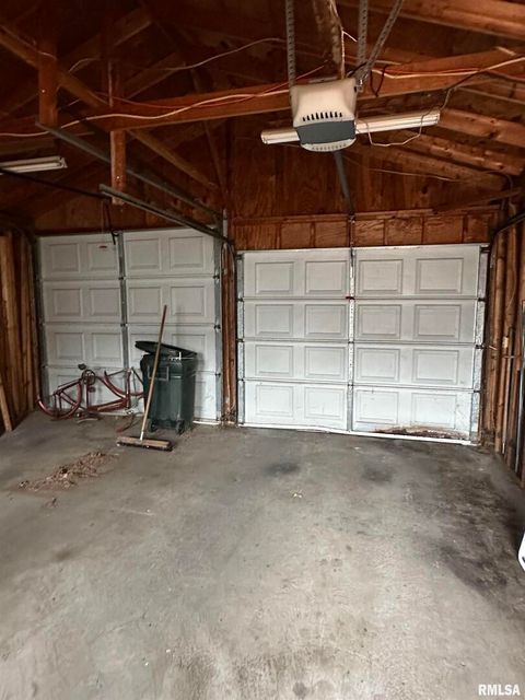 Tiny photo for 105 N HICKORY Street, Duquoin, IL 62832 (MLS # EB460590)