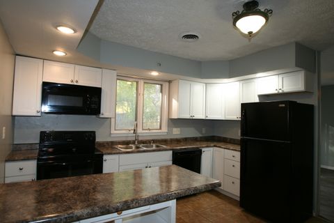 Tiny photo for 204 E 4th Street, Mackinaw, IL 61755 (MLS # 12513401)