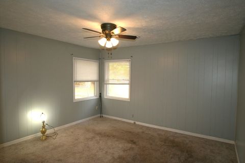 Tiny photo for 204 E 4th Street, Mackinaw, IL 61755 (MLS # 12513401)