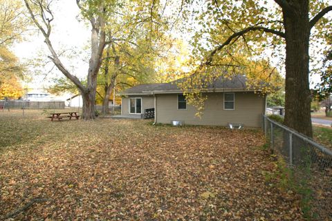 Tiny photo for 204 E 4th Street, Mackinaw, IL 61755 (MLS # 12513401)
