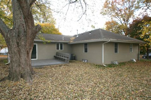 Tiny photo for 204 E 4th Street, Mackinaw, IL 61755 (MLS # 12513401)