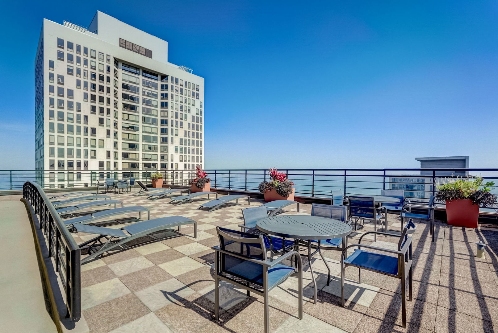 401 E Ontario Street 3002