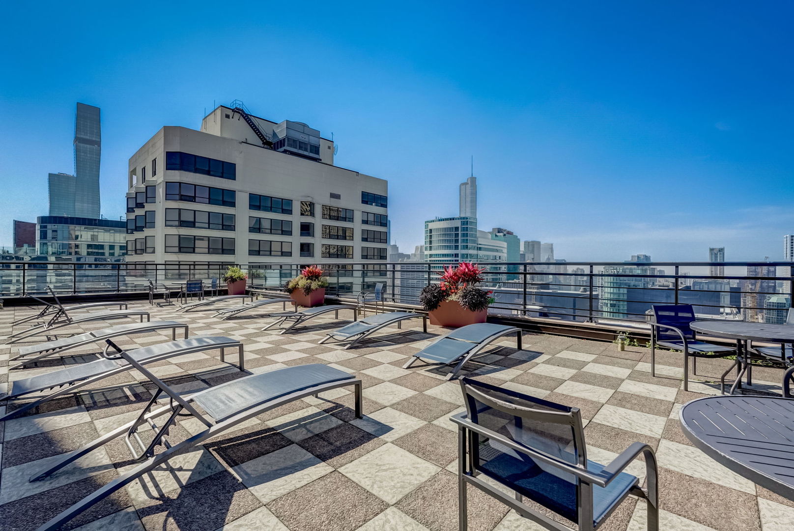 401 E Ontario Street 3002