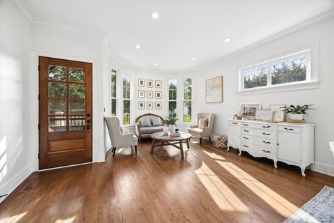 Tiny photo for 33 S Cowley Road, Riverside, IL 60546 (MLS # 12702498)