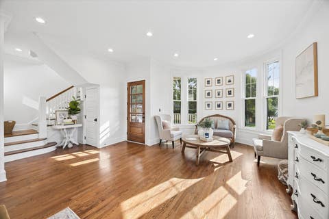 Tiny photo for 33 S Cowley Road, Riverside, IL 60546 (MLS # 12702498)