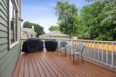 Tiny photo for 33 S Cowley Road, Riverside, IL 60546 (MLS # 12702498)