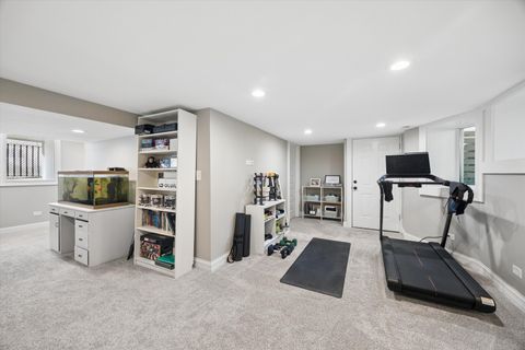 Tiny photo for 33 S Cowley Road, Riverside, IL 60546 (MLS # 12702498)