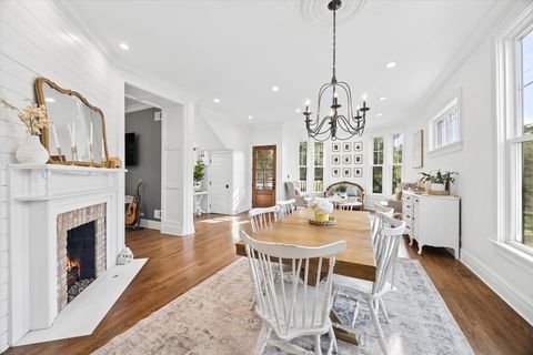 Tiny photo for 33 S Cowley Road, Riverside, IL 60546 (MLS # 12702498)