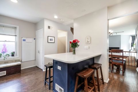Tiny photo for 3315 N RACINE Avenue #E, Chicago, IL 60657 (MLS # 12385028)