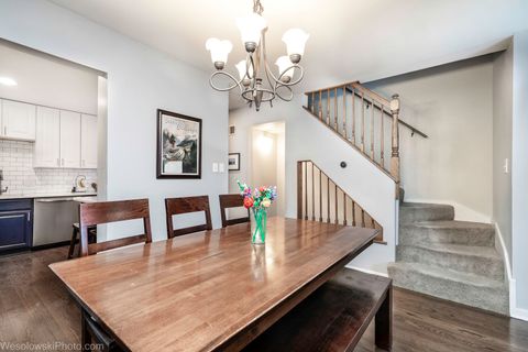 Tiny photo for 3315 N RACINE Avenue #E, Chicago, IL 60657 (MLS # 12385028)