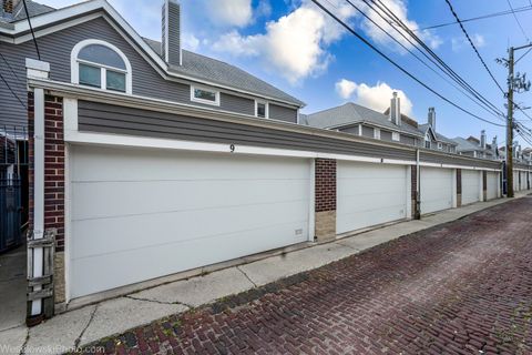 Tiny photo for 3315 N RACINE Avenue #E, Chicago, IL 60657 (MLS # 12385028)