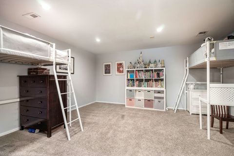 Tiny photo for 3315 N RACINE Avenue #E, Chicago, IL 60657 (MLS # 12385028)