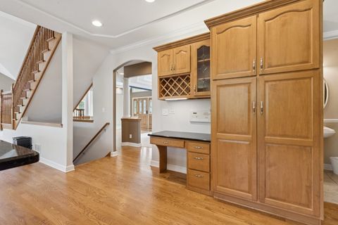 Tiny photo for 841 Black Walnut Drive, Sugar Grove, IL 60554 (MLS # 12481648)