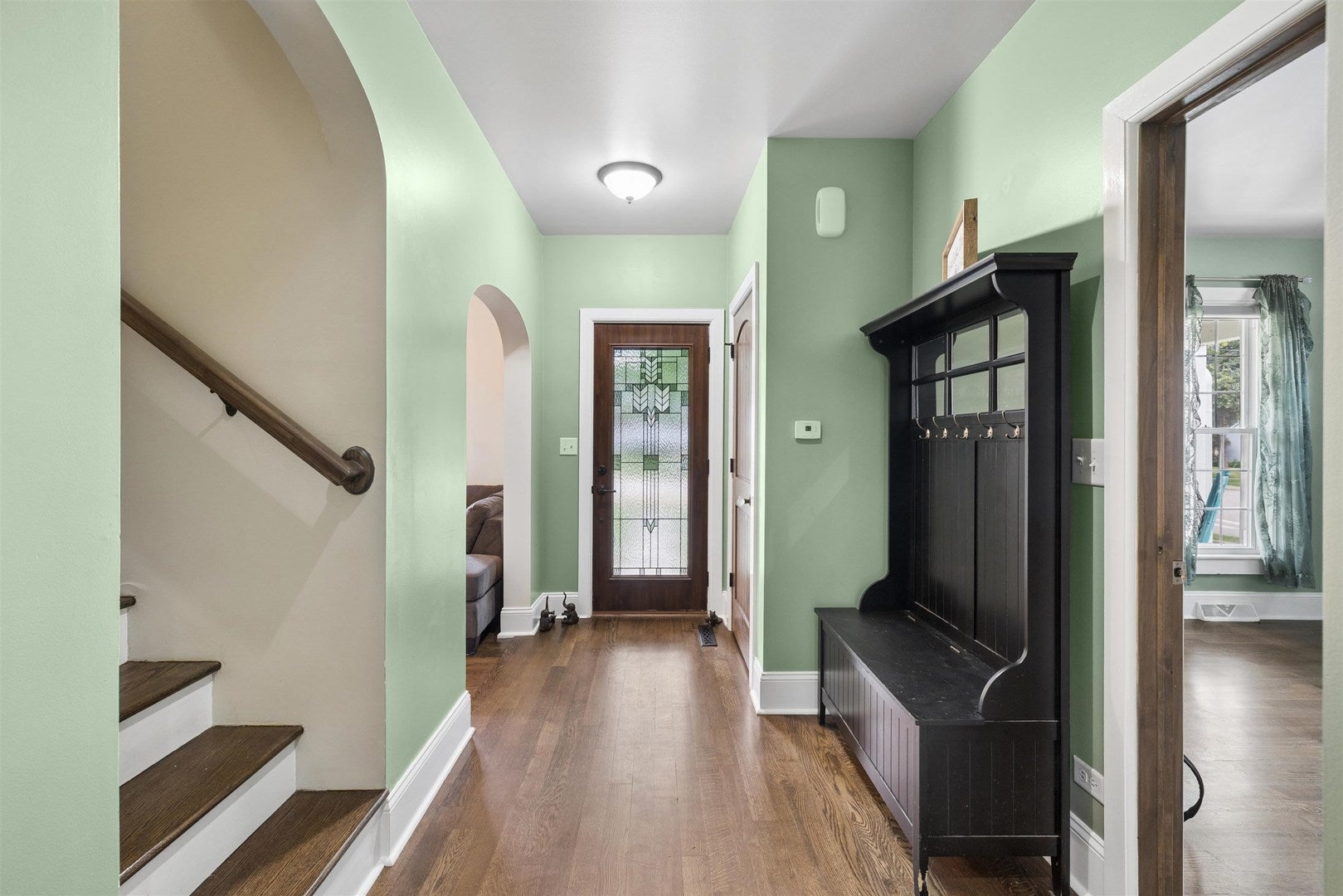 110 S Walkup Avenue