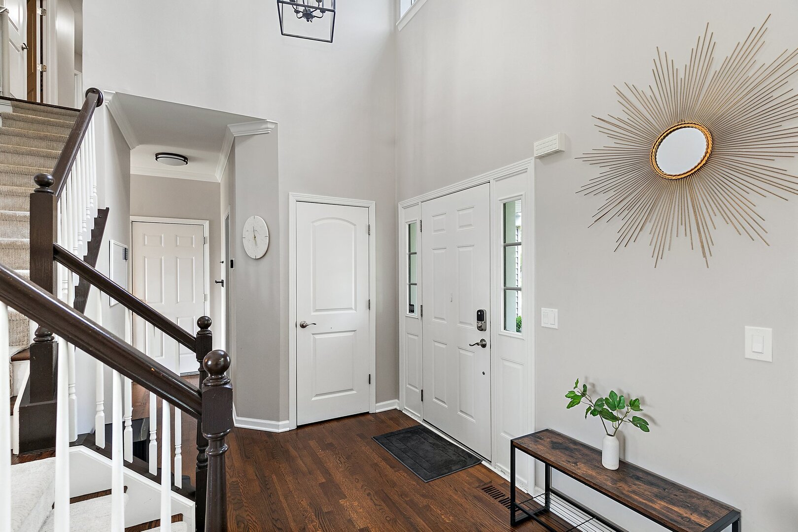 1S215 S Hyde Park