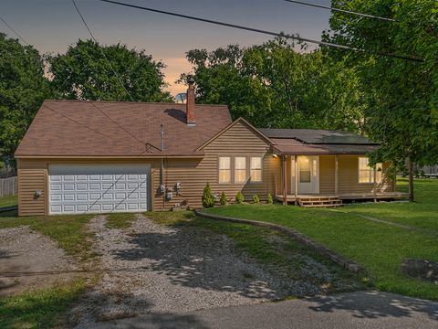 A home in Island Lake