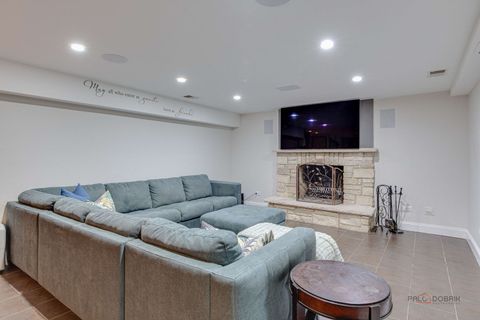 Tiny photo for 1341 Brophy Ave AVE, Park Ridge, IL 60068 (MLS # 12514362)