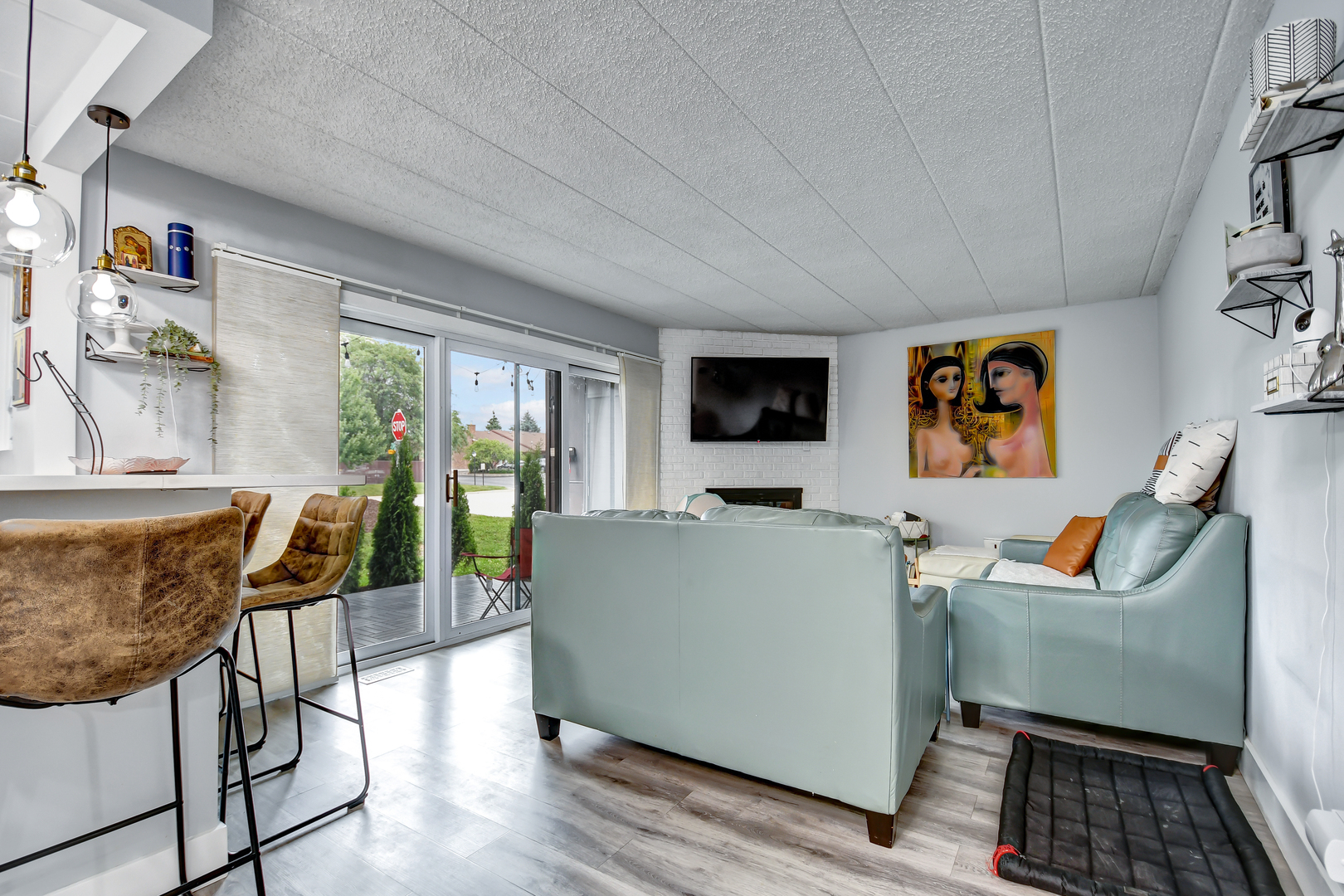 47 Pier Drive 101