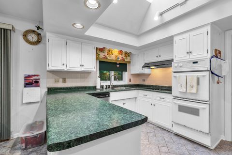 Tiny photo for 32381 N Forest Drive, Grayslake, IL 60030 (MLS # 12467992)