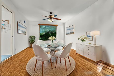 Tiny photo for 32381 N Forest Drive, Grayslake, IL 60030 (MLS # 12467992)