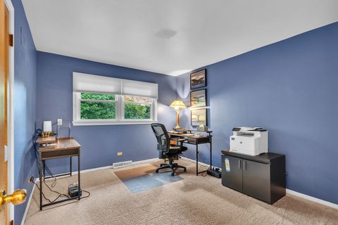 Tiny photo for 32381 N Forest Drive, Grayslake, IL 60030 (MLS # 12467992)