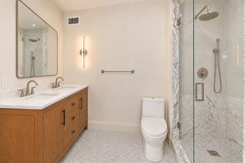 Tiny photo for 990 N Lake Shore Drive #9a, Chicago, IL 60611 (MLS # 12768069)
