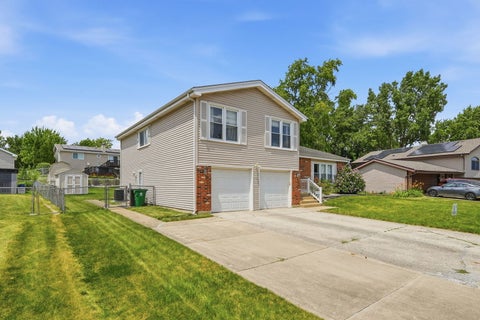 Tiny photo for Bloomingdale, IL 60108 (MLS # 12792344)