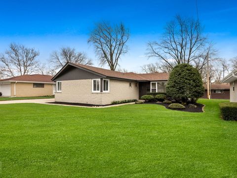 Photo of 1011 Maitland Drive, Lockport, IL 60441 (MLS # 12637511)