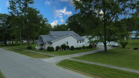 Tiny photo for 205 N Park Street, Milford, IL 60953 (MLS # 12368935)