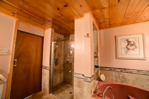 Tiny photo for 205 N Park Street, Milford, IL 60953 (MLS # 12368935)