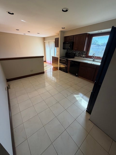 Tiny photo for 7925 W 101st Street, Palos Hills, IL 60465 (MLS # 12789951)
