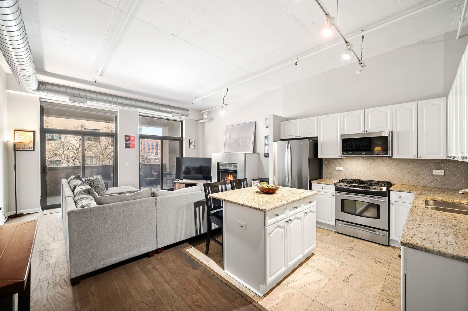 1301 W Madison Street 207